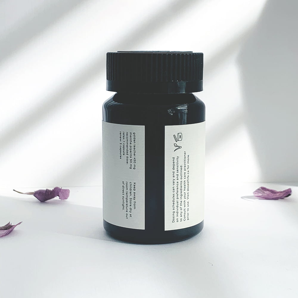 Dose-MACRO-Macrodose-Psilocybin-Capsules-Back-1.jpg