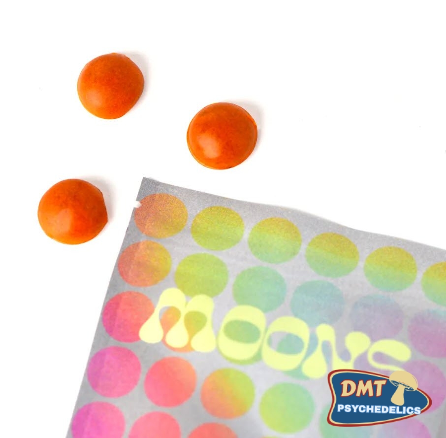 MOONS-Psilocybin-Gummies-Edibles-3000mg-Mango-1.jpg